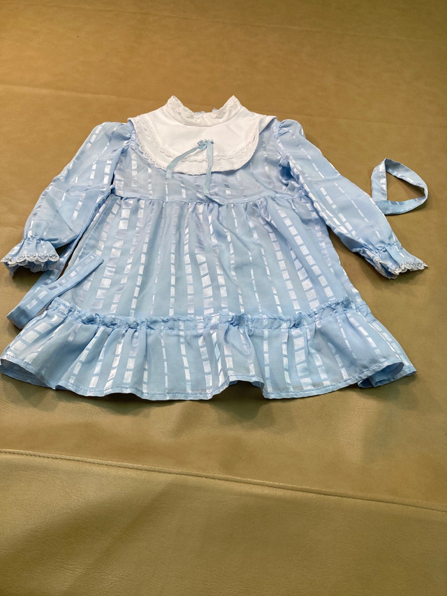 Dresses -size 3 in Clothing - 3T in Strathcona County - Image 2