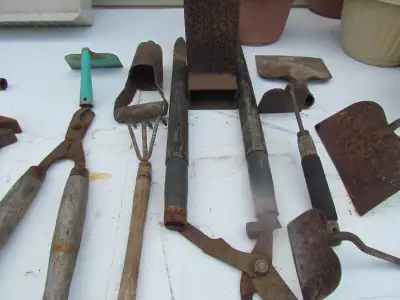 HAND GARDEN TOOLS, View more