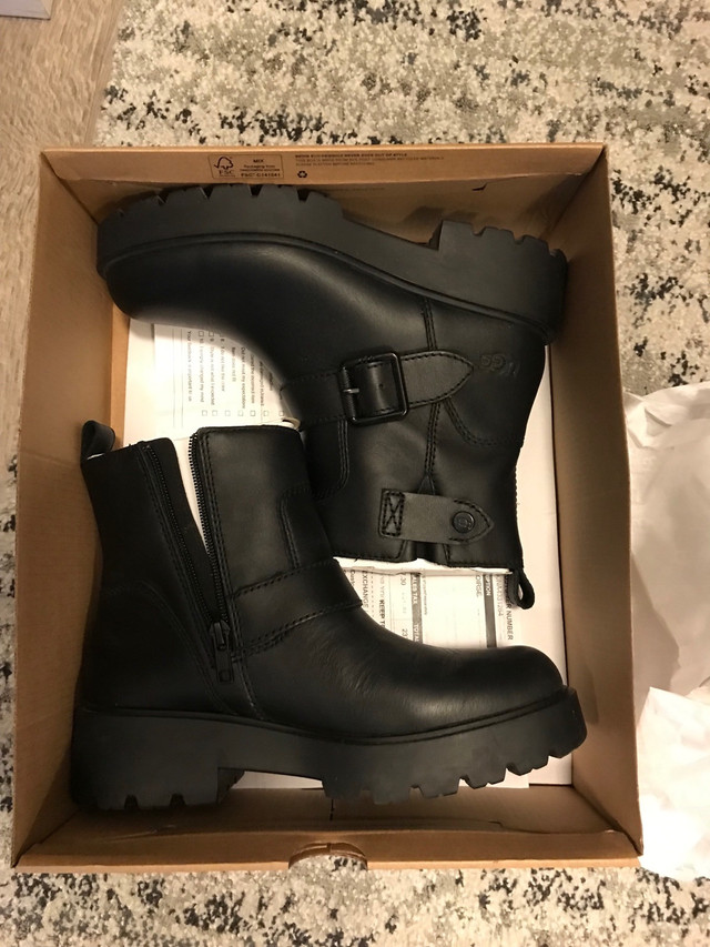 UGG boots black leather  size 7/38 in Women's - Shoes in City of Toronto - Image 3
