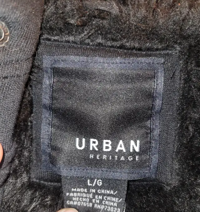 Patagonia fleece hoodie / Urban Heritage sherpa hoodie in Arts & Collectibles in Red Deer - Image 9