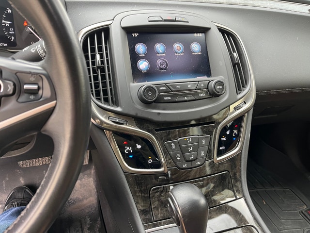 2015 Buick Lacrosse — photo 4