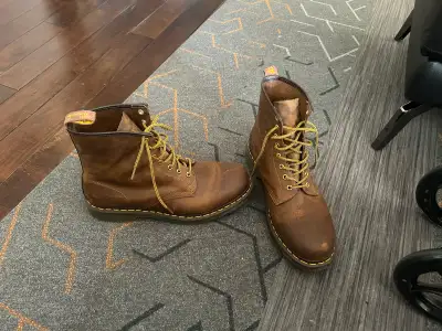 Men’s leather boots, View more