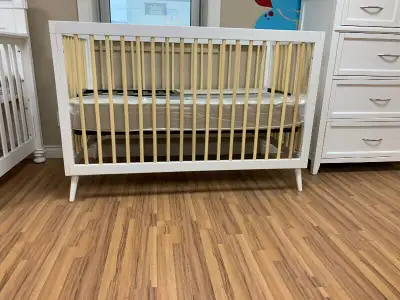 PLEASE SEE OTHER BABY and NURSERY ITEMS ON KIJIJI Just go to the top right Where the baby cartoon pi...