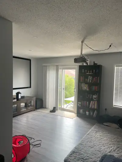 Room for Rent in a Family Home A room is available for rent in a family home for $750 per month, all...