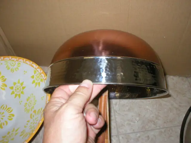 LOT BOL BOLS ASSIETTE PLATE RAPE SALADIER PRESSE JUS JUICE ETC in Kitchen & Dining Wares in Longueuil / South Shore - Image 4