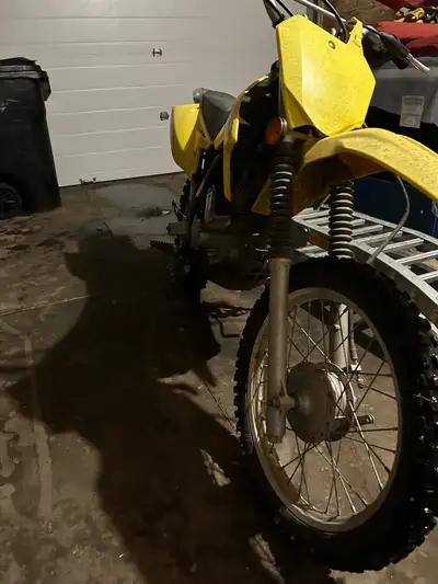 2016 DR 125 four stroke Fresh oil change Extra oil to come with it Great learner bike Cannot post a...