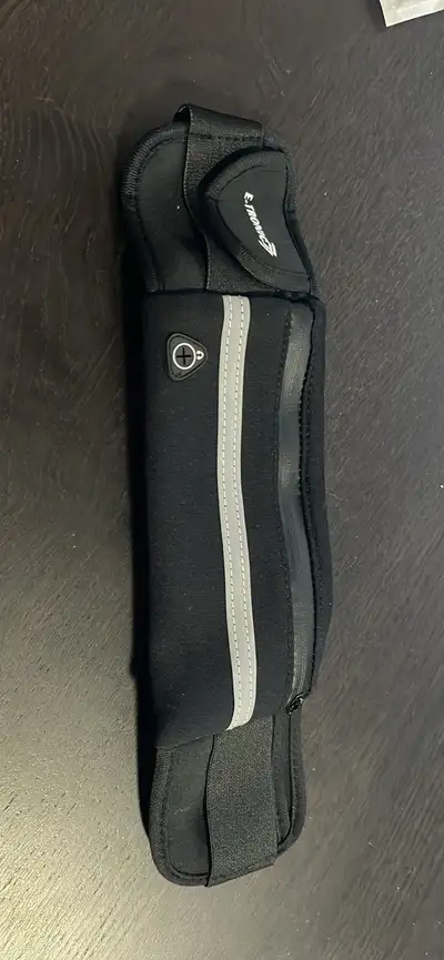 E Tronic Edge Fanny Pavk for Hiking or Running, View more