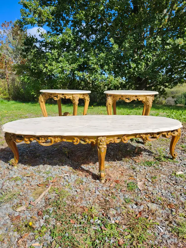 Matching marble tables in Coffee Tables in Dartmouth - Image 3