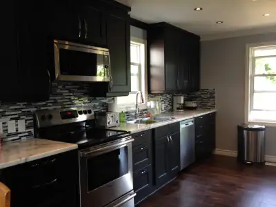 Luxurious Student Rental Near McMaster With 1 Room Left!