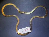 Coro Elegant Gold Necklace BRAND NEW (Small) Jewelry
