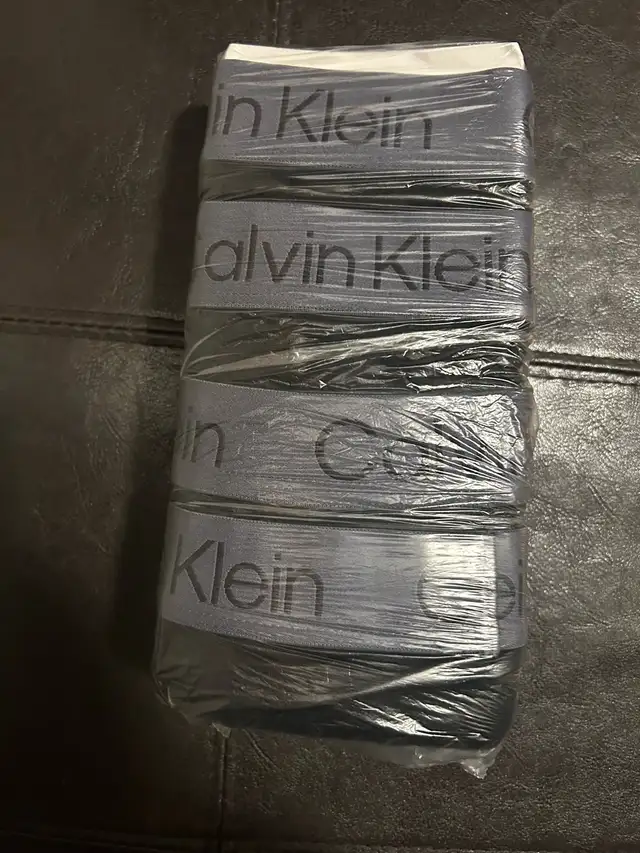 Brand New Calvin Klein Men’s Boxers Underpants 4pk in Men's in Calgary - Image 4