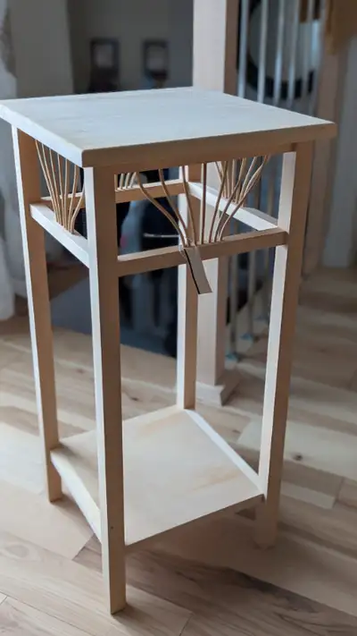 Meuble d'appoint en pin NEUF, View more