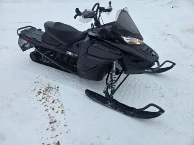 Pretty much perfect condition minus a few normal scratches. Brand new battery, Fresh oil change, ext...