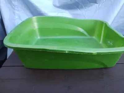Litter box - medium 18 1/2" x 15", View more