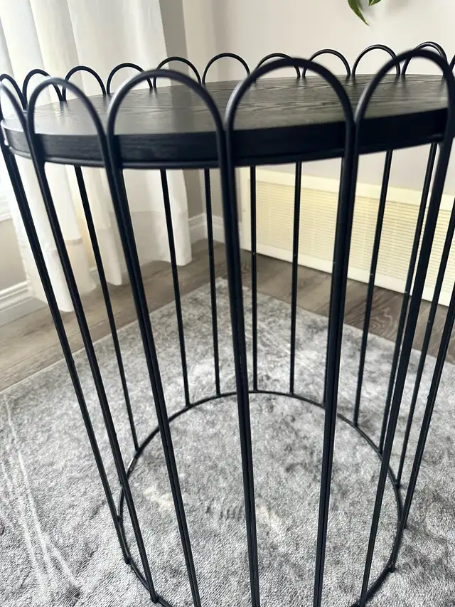 BLACK END TABLE 507648968523796481