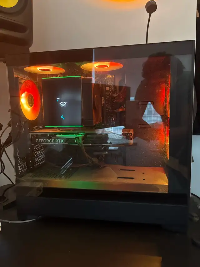 Custom Gaming PC – High Performance Build in Desktop Computers in City of Montréal - Image 2