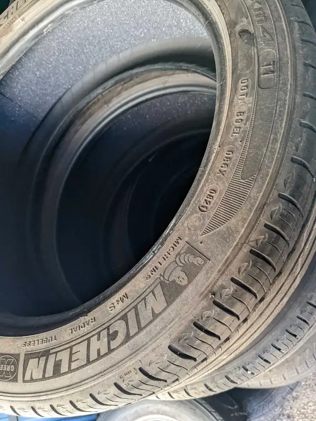 2 x 235/45r18 Michelin primacy mxm4 m+s rated all season tires  in Tires & Rims in Hamilton - Image 4