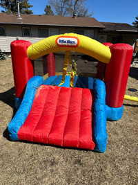Little tykes bouncy castle 