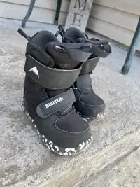 Burton Grom snowboard boots kids 11c