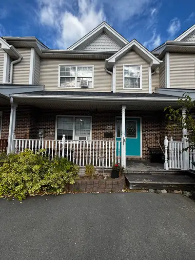 3+1 bedroom house with 3 and 1/2 bathrooms. House is on Green Village Lane. 5 minutes from Dartmouth...