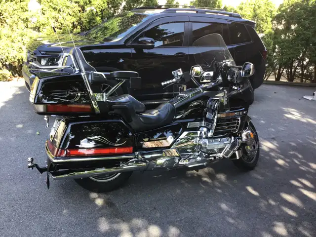 Honda Goldwing 1500 SE 1999 - 50ième Anniversaire in Touring in Longueuil / South Shore - Image 4