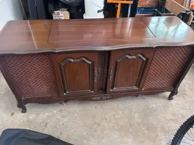 Westinghouse antique stereo console, View more