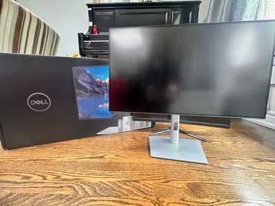 DELL ULTRASHARP 27” USB C HUB MONITOR U2722DE, View more