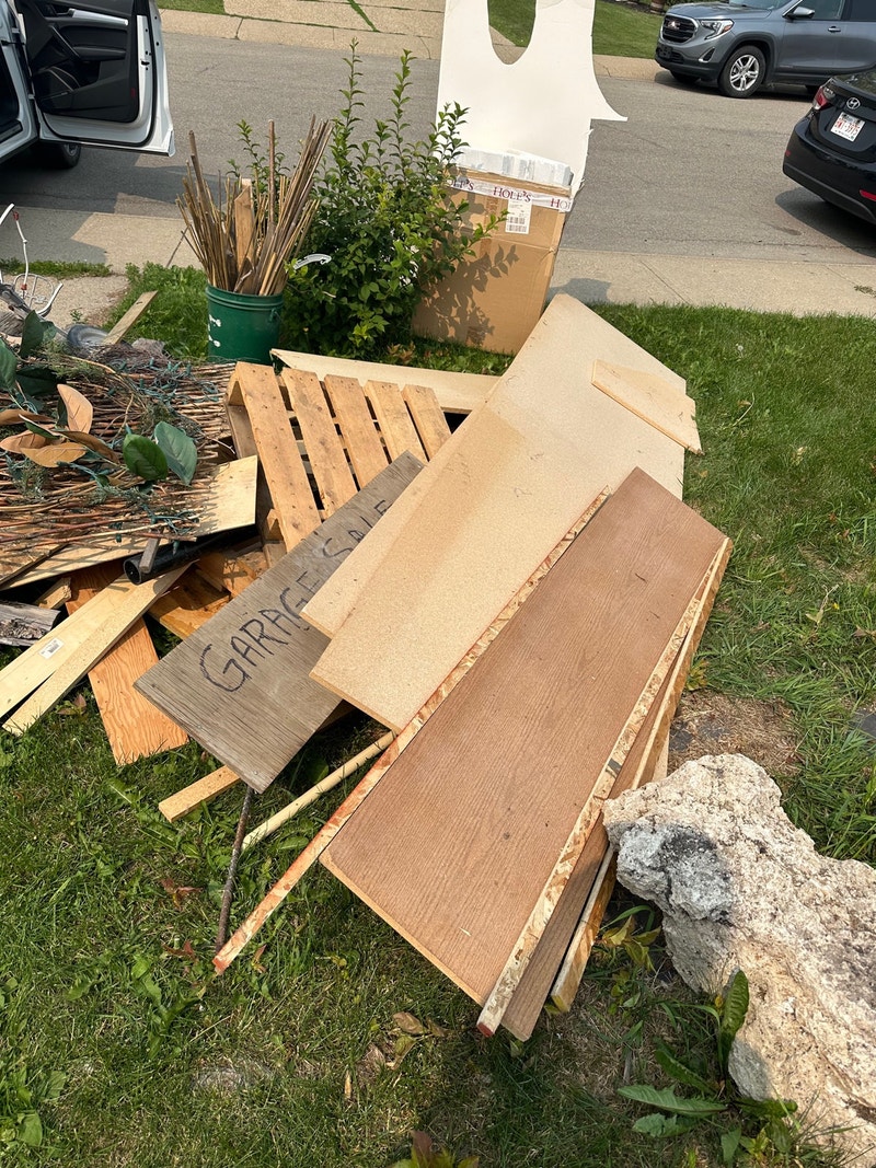 FREE WOOD, PALLETS, MDF, styrofoam Free Stuff Edmonton Kijiji