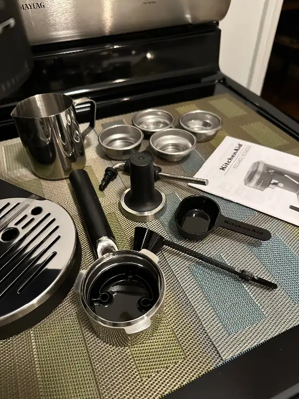 KitchenAid Semi-Automatic Espresso Machine in Coffee Makers in Winnipeg - Image 5