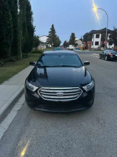 Sedan | 3.5L V6 FFV | AWD 2013 Ford Taurus SEL AWD Fully Loaded Heated Leather Seats AC Bluetooth 2...
