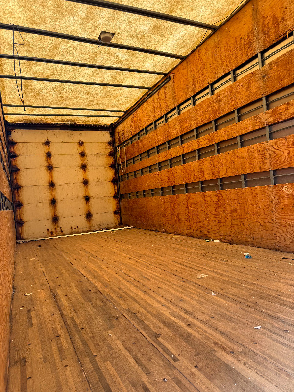 26’ dry van body for storage in Heavy Equipment in Brockville - Image 4