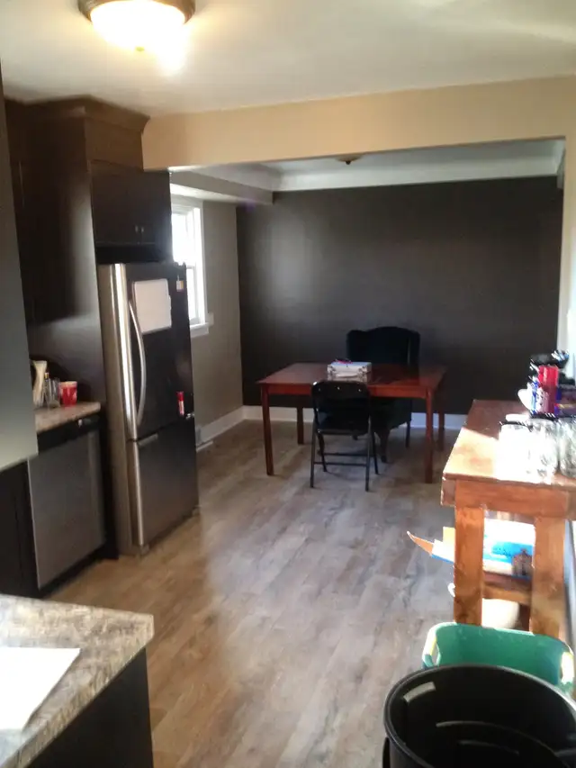 Student house on Masterson Drive near Brock bus stop63235729932033122