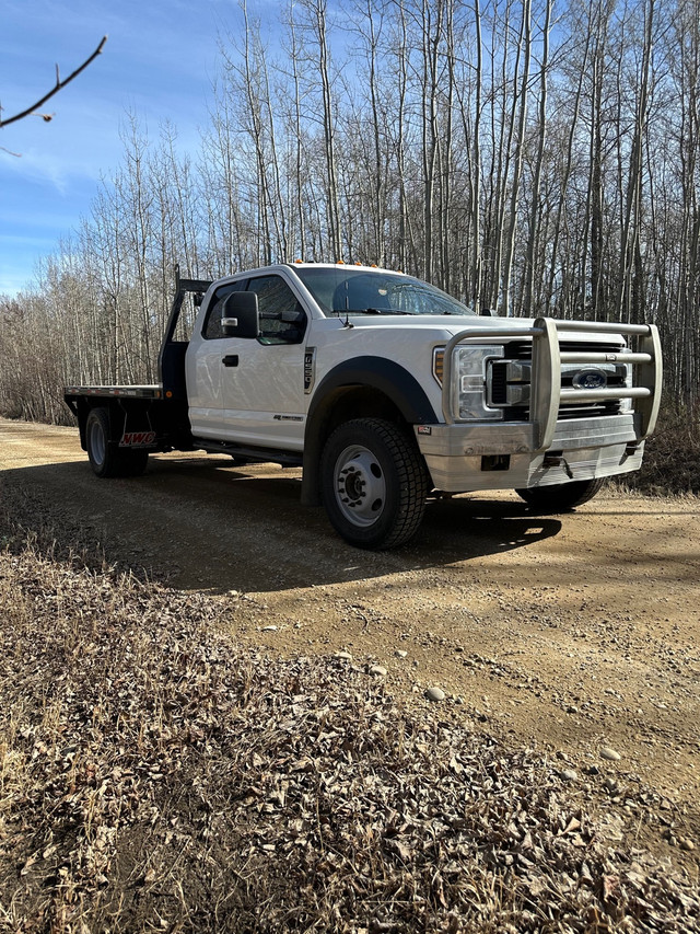 2019 Ford F:550 Flat Deck in Cars & Trucks in Grande Prairie - Image 3