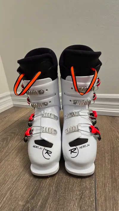 ROSSIGNOL - Hero J4 Ski Boot - White - Size 22.5, View more