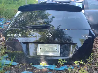 2013-2015 Mercedes GLK Class - Tailgate Black More parts available at www.megaparts.ca USED, NEW AND...