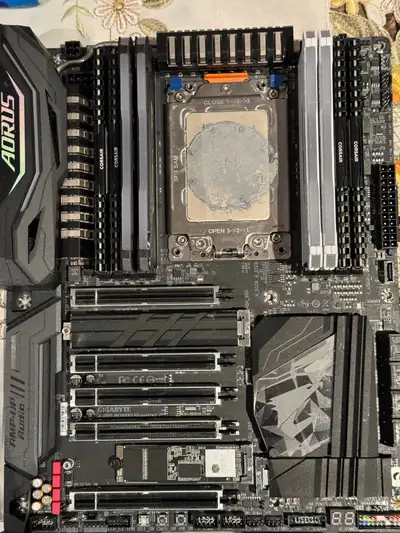 CPU. Motherboard. Rams and ssds 