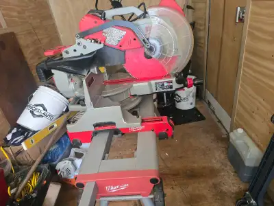 Heavy Duty compound mitre saw with extendable sliding table, View more