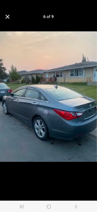 Female-driven, well-maintained 2011 Sonata with 219,000 km. Runs great, super smooth ride, and great...
