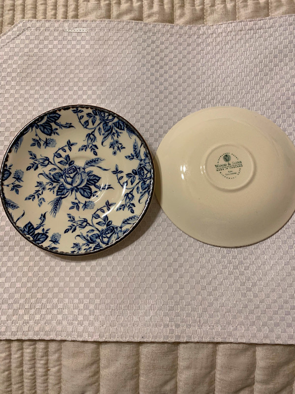 Vintage Wood and Sons - 3- Blue Rose tea cup & saucer $12.00 ea in Arts & Collectibles in Oshawa / Durham Region - Image 4