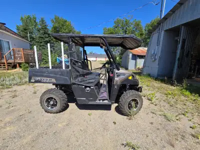 Succession ma mere vend le cote a cote de mon pere décédé. polaris , ranger, 4x4, peut utilisé,( kil...