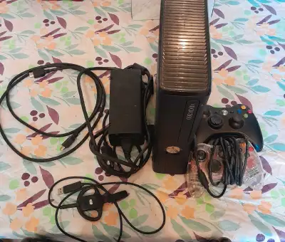Xbox 360 slim, View more