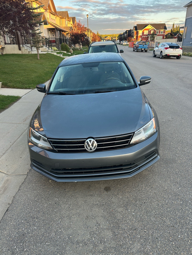 2015 Volkswagen Jetta Sedan in Cars & Trucks in Calgary
