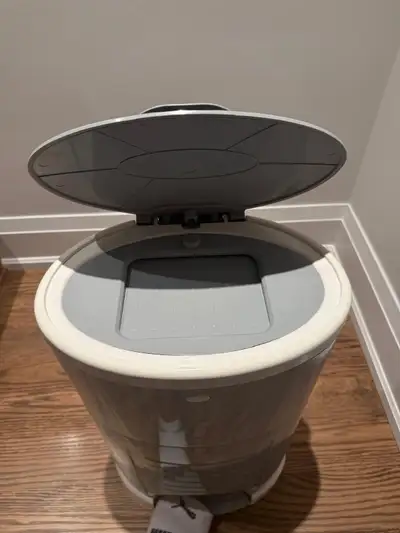 Clean, good working condition.