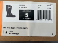 Girls size 5 BOGS rainboots