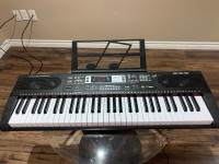 Electronic Keyboard 61 keys – Like New!