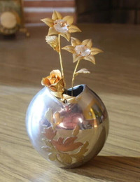 Cute Brass and Cupronickel Decorative flowers and vase