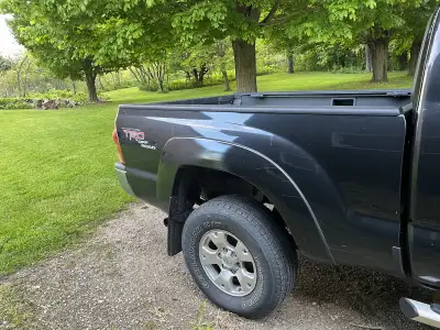 2007 Toyota Tacoma 6’ box. Box is in really good shape. Comes with tail gate. Bottom seem of tailgat...