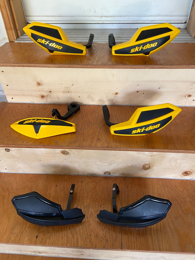 SKI-DOO  Handguards Wind Deflectors in Snowmobiles in Oakville / Halton Region