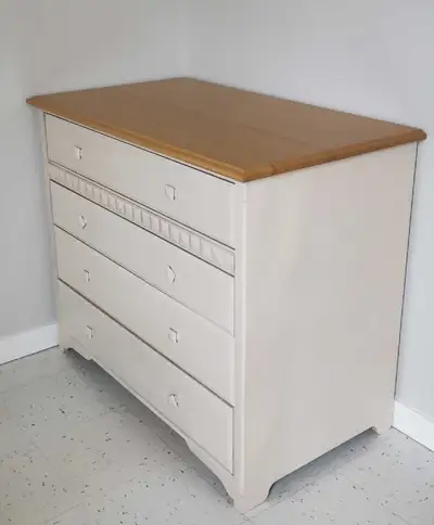 Commode Morigeau-Lépine blanche et bois., View more
