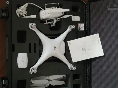 DJI Phantom 4 Pro V2.0 Drone. WIth 2 batteries and 2 extra sets of propellers. Flew just a few times...